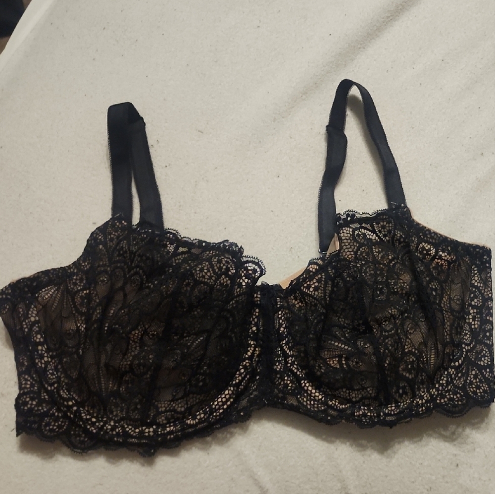 Torrid Elegant Black Lace Straight Back Bra 38DDD